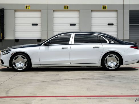 Used 2024 Mercedes-Benz Maybach S 580 4MATIC image 7