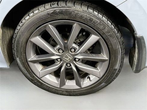 Used 2022 Honda Civic Sport image 29