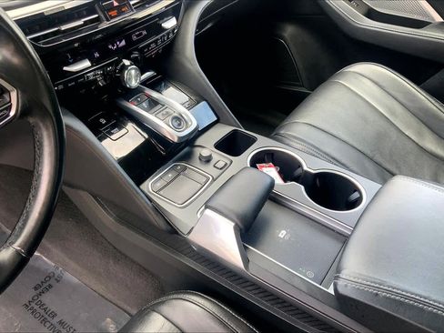 Used 2023 Acura MDX SH-AWD w/ Technology Package image 32