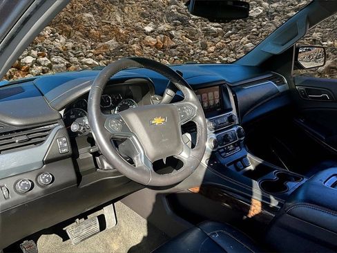 Used 2015 Chevrolet Tahoe LT image 11