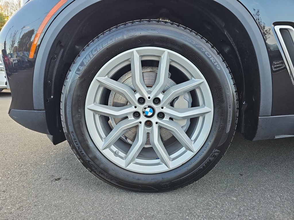 Used 2023 BMW X5 xDrive40i w/ Premium Package AWD/4WD image 24