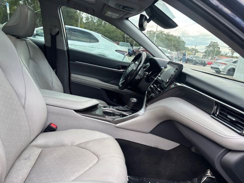 Used 2021 Toyota Camry XSE image 13