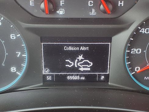 Used 2020 Chevrolet Equinox LS w/ LS Convenience Package image 14