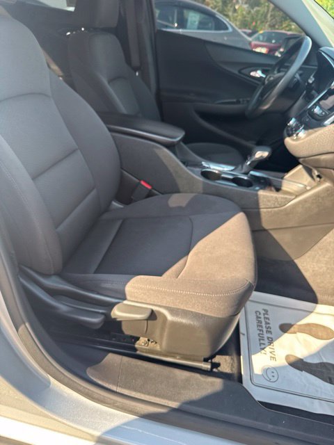 Used 2022 Chevrolet Malibu LT FWD image 45