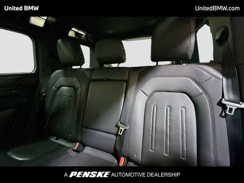 Used 2022 Land Rover Defender 110 X-Dynamic HSE AWD/4WD image 13
