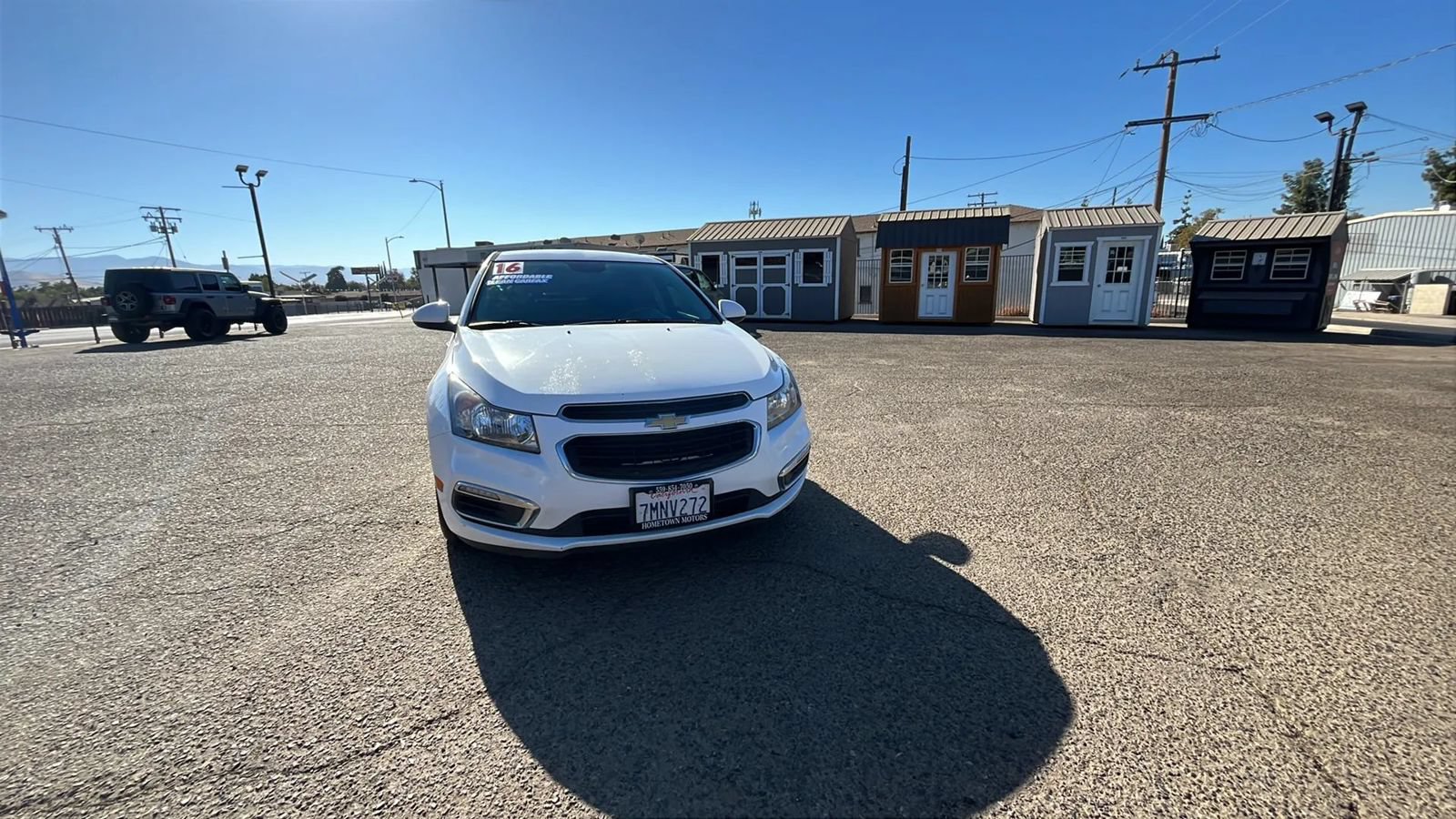 Used 2016 Chevrolet Cruze LT FWD image 2