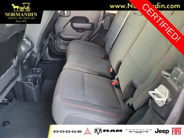 Certified 2025 Jeep Wrangler Unlimited Rubicon w/ Convenience Group AWD/4WD image 18