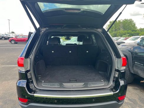Used 2018 Jeep Grand Cherokee Limited AWD/4WD image 24