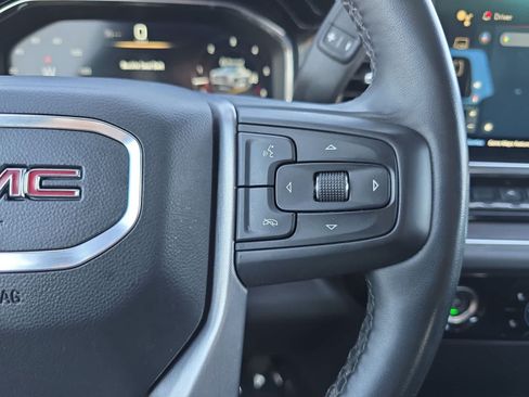 Used 2024 GMC Sierra 1500 SLT AWD/4WD image 29