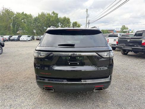 Used 2021 Chevrolet Traverse Premier w/ Redline Edition AWD/4WD image 5