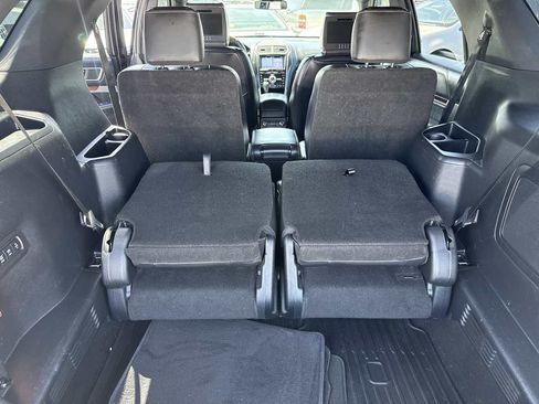 Used 2017 Ford Explorer Platinum AWD/4WD image 20