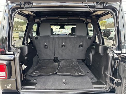 Used 2024 Jeep Wrangler Unlimited Sport AWD/4WD image 24