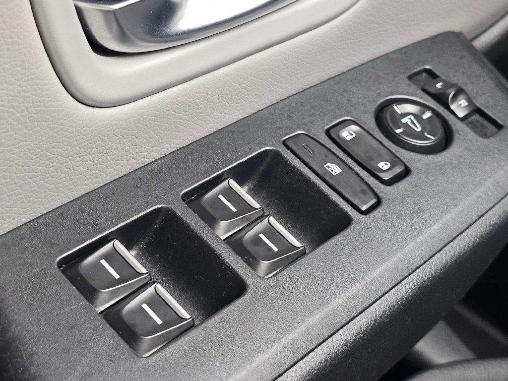 Used 2025 Honda Pilot EX-L image 24