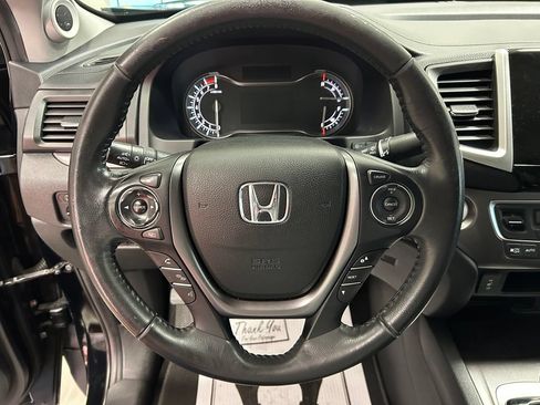 Used 2019 Honda Ridgeline RTL-T image 10