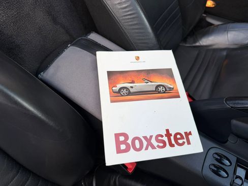 Used 1997 Porsche Boxster RWD image 40
