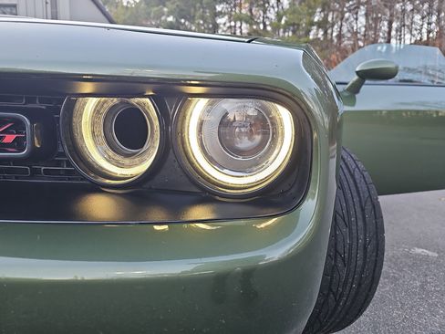 Used 2018 Dodge Challenger R/T w/ Performance Handling Group image 30