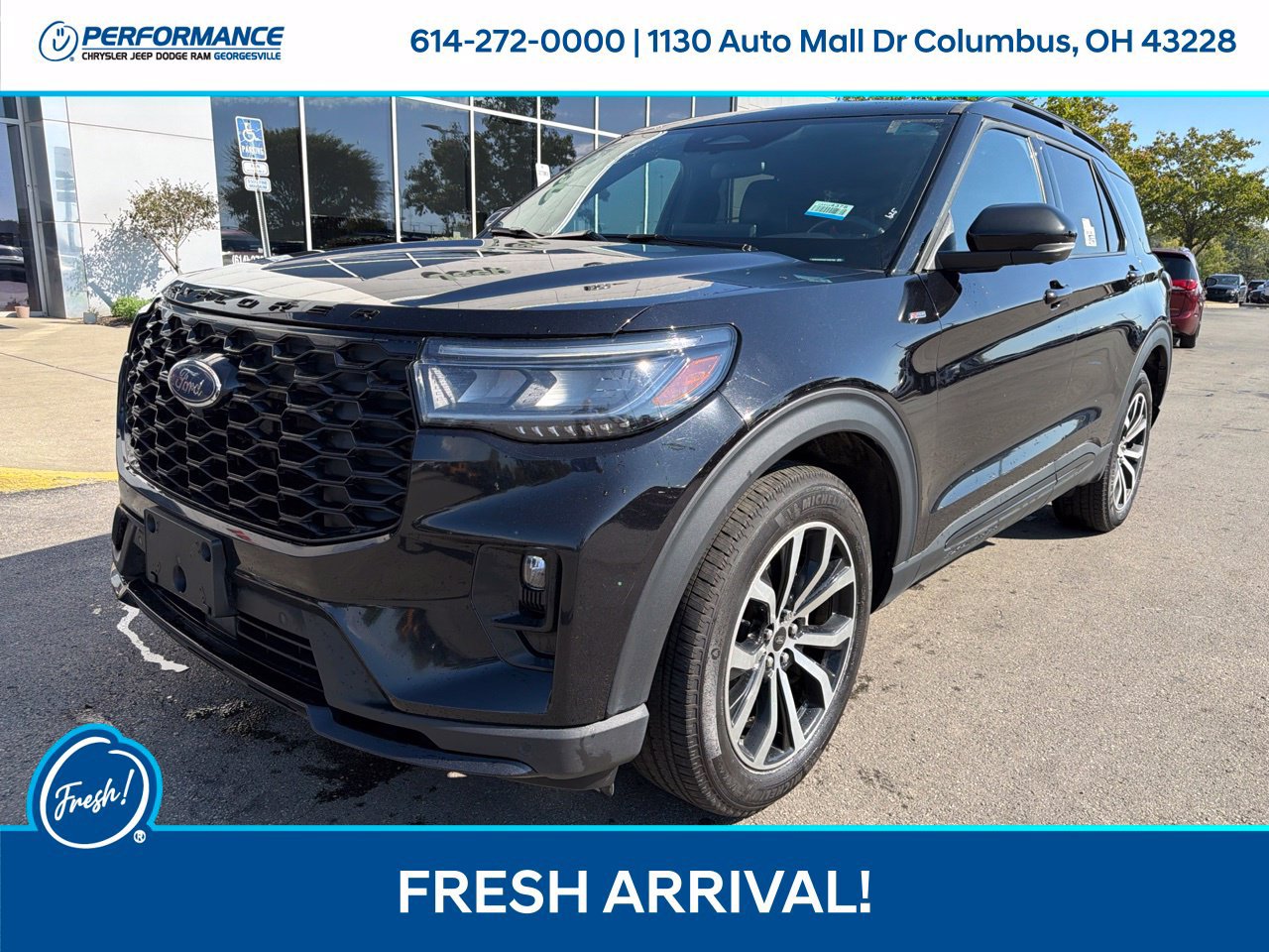 Used 2025 Ford Explorer ST-Line AWD/4WD image 4