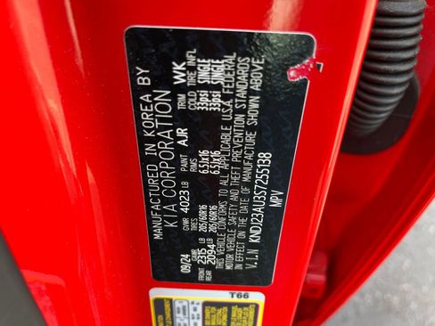 Used 2025 Kia Soul LX w/ LX Technology Package image 27