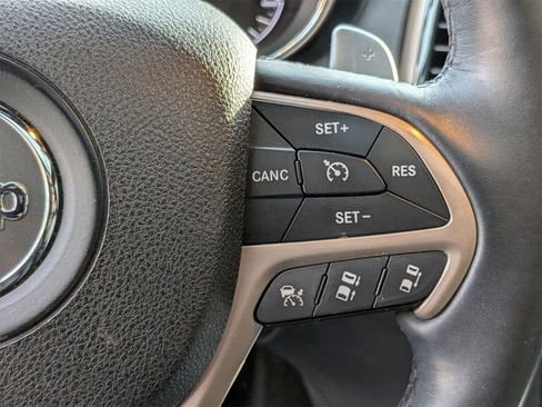 Used 2016 Jeep Grand Cherokee Summit w/ Platinum Series Group image 19