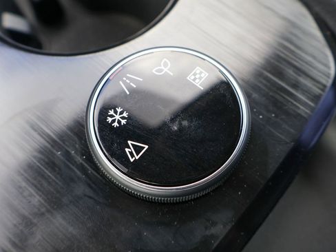 Certified 2025 Nissan Rogue S image 16