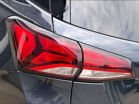 Used 2022 Chevrolet Equinox LT FWD image 29