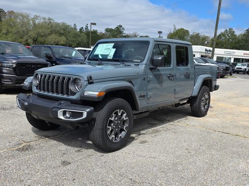 New 2026 Jeep Gladiator Sport image 8