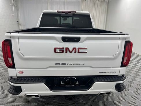Used 2024 GMC Sierra 1500 Denali w/ Technology Package AWD/4WD image 7