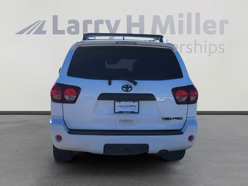 Certified 2020 Toyota Sequoia TRD Pro image 4