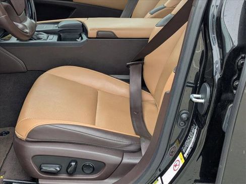 Used 2019 Lexus ES 350 image 16