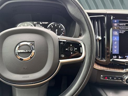 Used 2021 Volvo XC60 T5 Inscription w/ Protection Package Premier FWD image 16