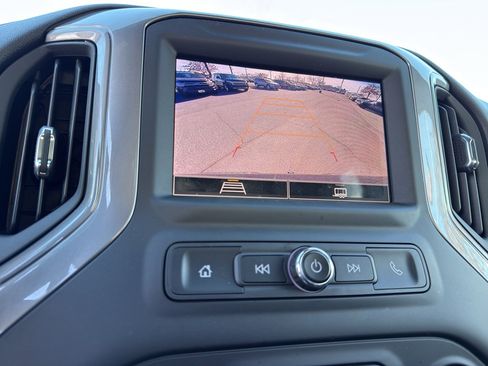 Used 2023 Chevrolet Silverado 1500 Custom image 18