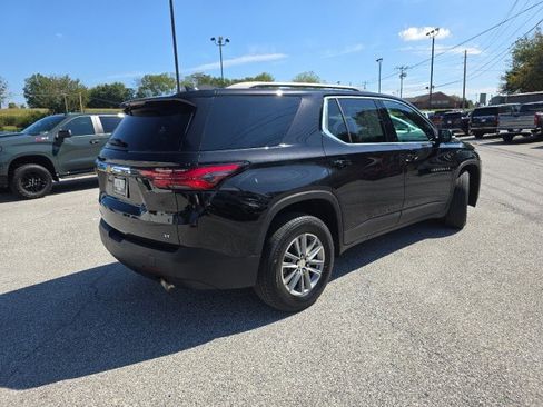 Used 2023 Chevrolet Traverse LT image 10