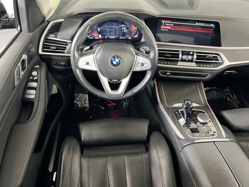 Used 2022 BMW X7 xDrive40i w/ Premium Package image 23