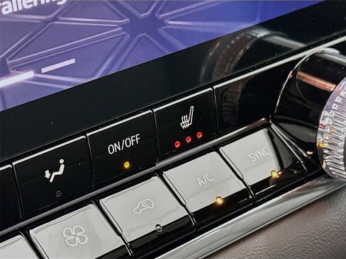 New 2026 GMC Canyon Elevation w/ Convenience Package image 21