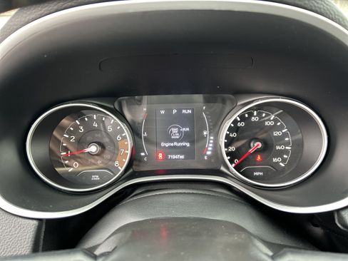Used 2019 Jeep Compass Latitude w/ Cold Weather Group AWD/4WD image 15