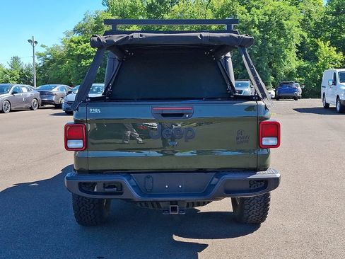 Used 2022 Jeep Gladiator Sport AWD/4WD image 5