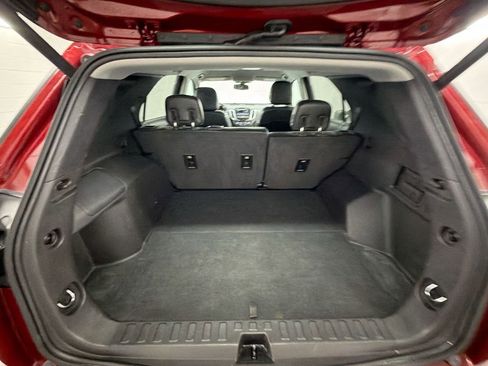 Used 2018 Chevrolet Equinox Premier image 24