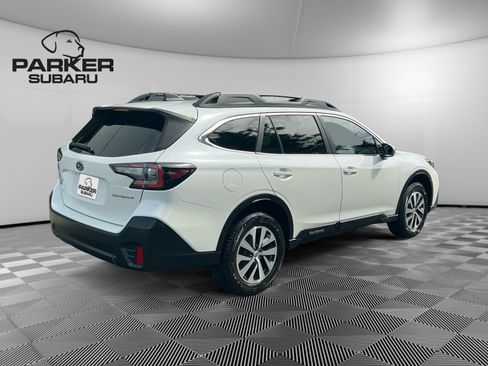 Used 2022 Subaru Outback Premium AWD/4WD image 5