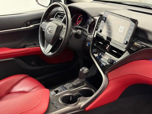 Used 2023 Toyota Camry XSE image 7