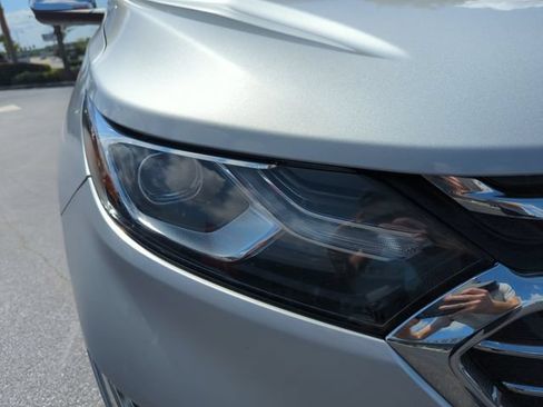 Used 2019 Chevrolet Equinox Premier FWD image 17