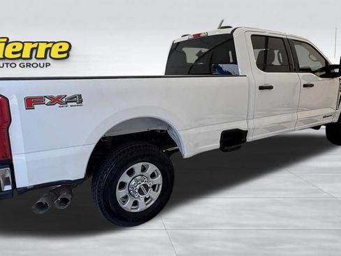 Used 2024 Ford F350 XLT w/ FX4 Off-Road Package AWD/4WD image 5