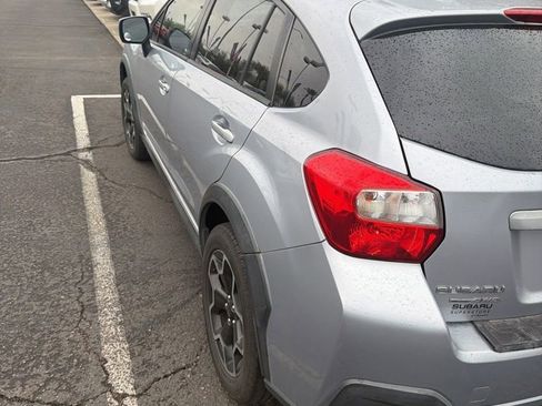 Used 2014 Subaru Crosstrek 2.0i Premium image 2