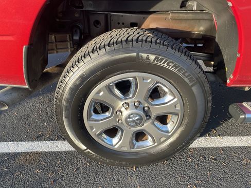 Used 2014 RAM 2500 Big Horn image 17