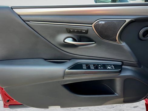 Used 2020 Lexus ES 350 F Sport w/ Accessory Package 2 FWD image 38