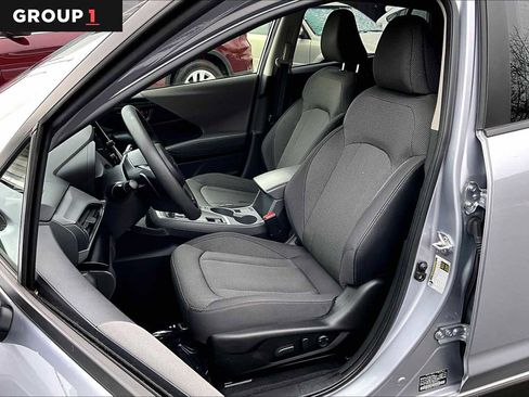 Certified 2024 Subaru Crosstrek 2.0i Premium image 7