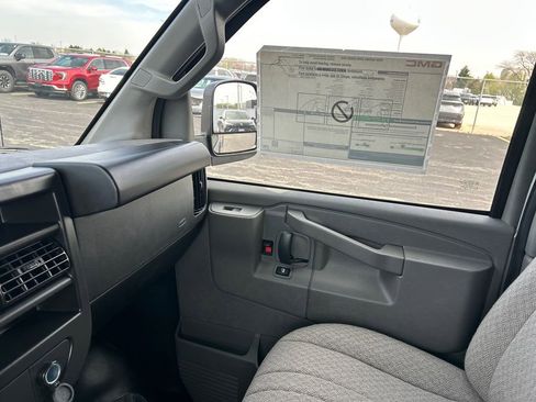 New 2026 GMC Savana 2500 w/ Driver Convenience Package image 22