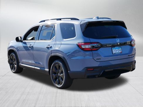 Used 2026 Honda Pilot Black Edition image 5