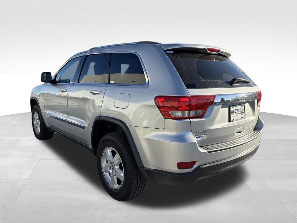 Used 2012 Jeep Grand Cherokee Laredo w/ Laredo E Group AWD/4WD image 6