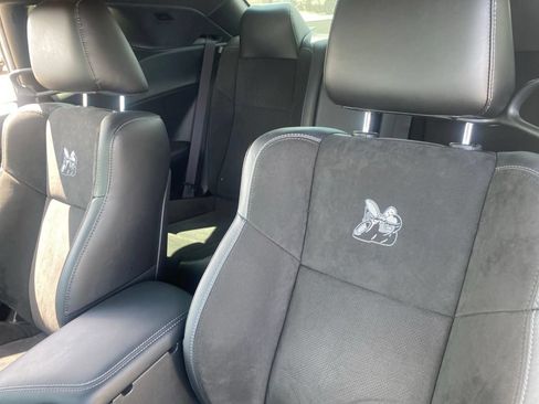 Used 2022 Dodge Challenger R/T Scat Pack RWD image 15