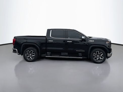 Used 2025 GMC Sierra 1500 SLT image 8